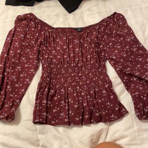 Off shoulder American eagle blouse